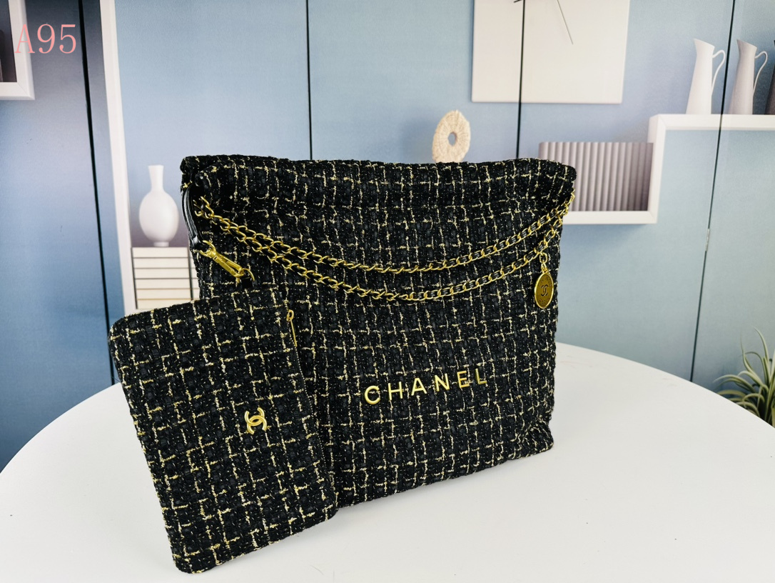 Chanel Bags AAA 112